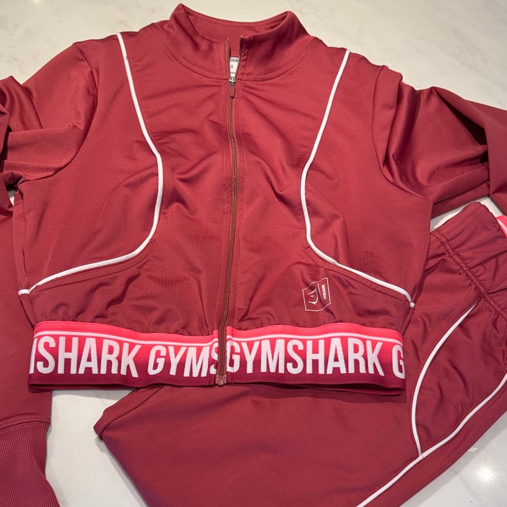 GYMSHARK 2pc Activewear Set 🩷🤍